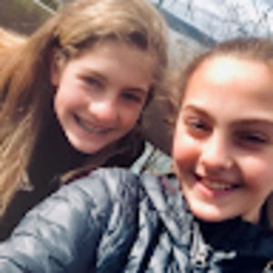 Meet your Posher, Caroline